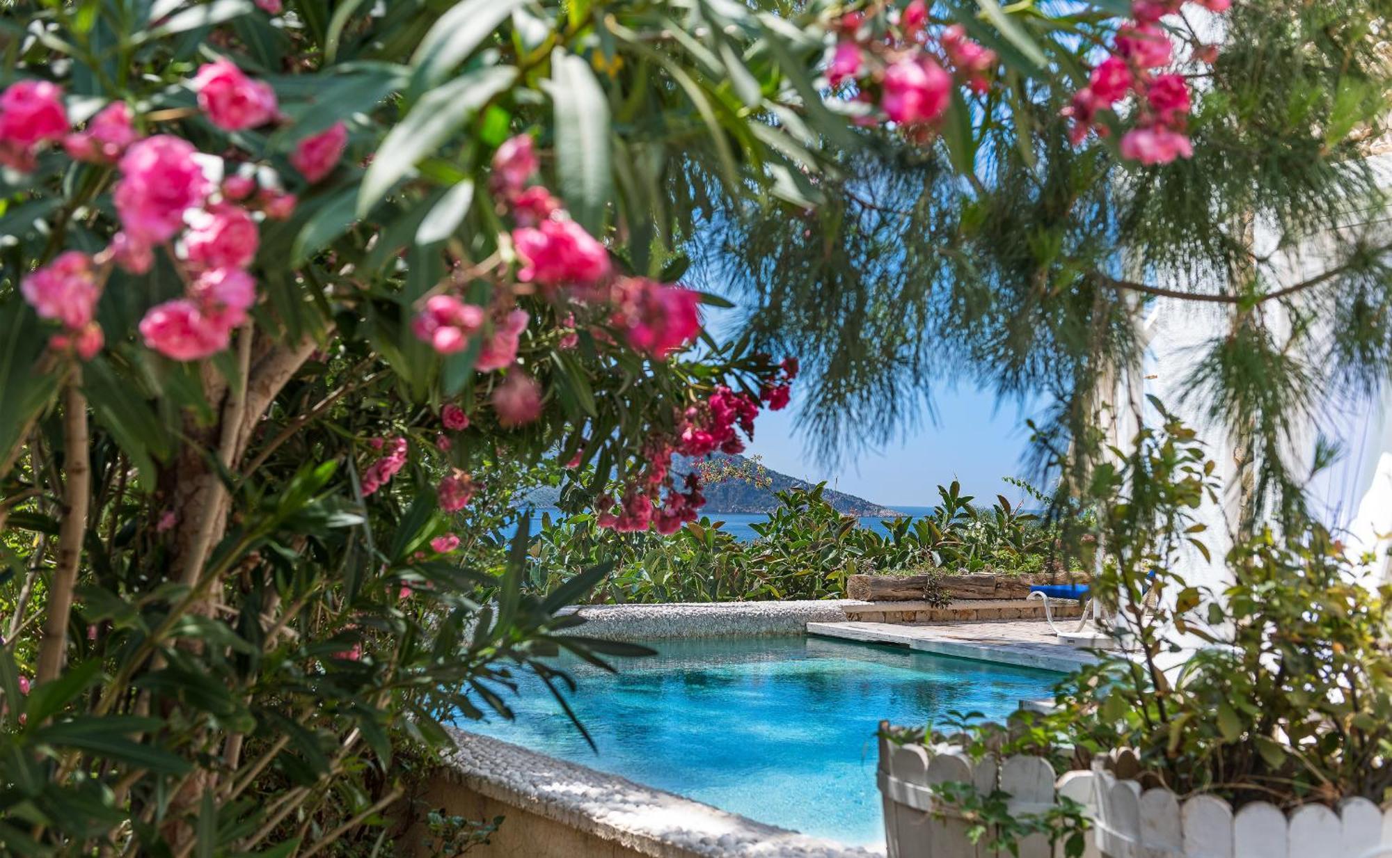 Likya Gardens Hotel Каш Экстерьер фото